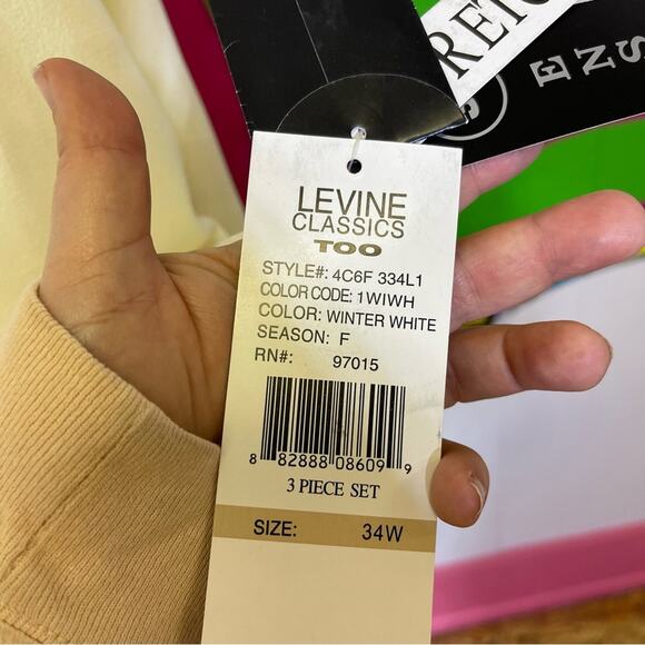 NWT, Levine Classics 3 Piece Set. Jacket Skirt and Pants. Size 34W. Minor Stains - Picture 16 of 16